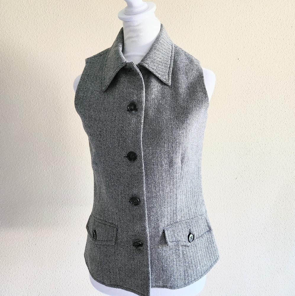 Women's Gray Tweed Vest